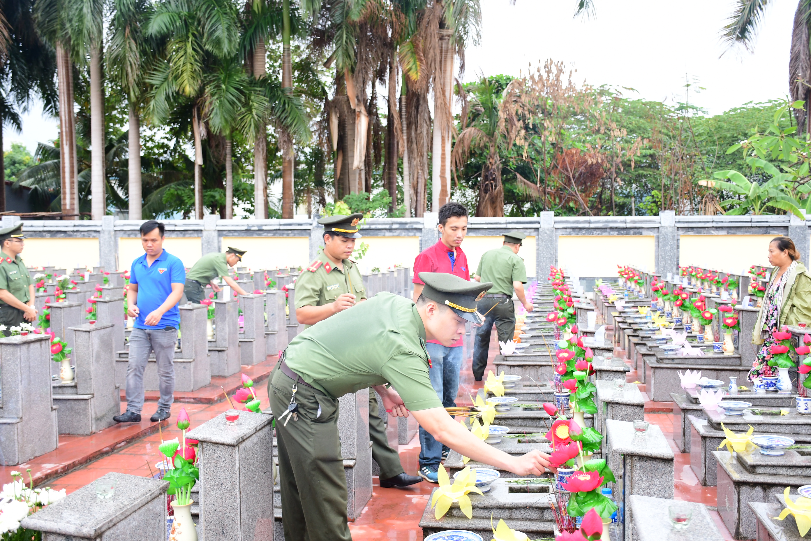 Công an các đơn vị, địa phương tổ chức các hoạt động kỷ niệm 73 năm Ngày Thương binh, Liệt sĩ (27/7/1947 - 27/7/2020)